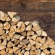 brennholz-lagerung-richtig-biofire-kaminofen-kaminholz-kamin-kachelofen